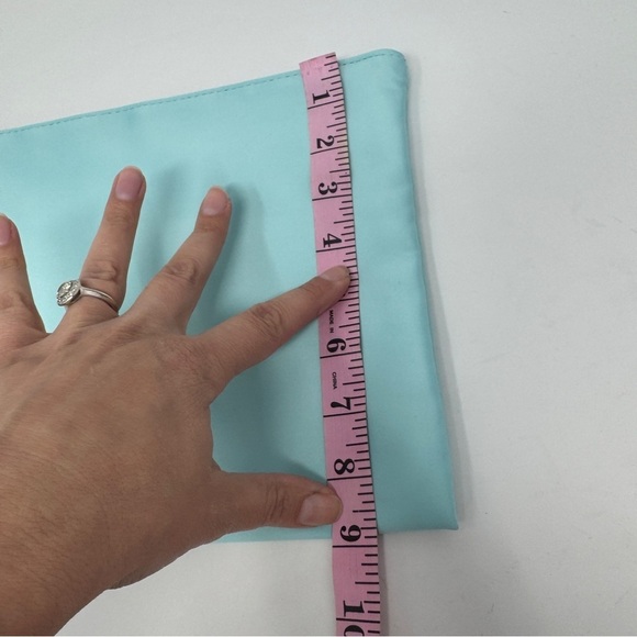 GUCCI Beauty Makeup Pouch/Pochette/Clutch/cosmetic/Toiletry Bag - Picture 8 of 12